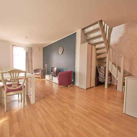 Rose Apartment Haapsalu Esterno foto